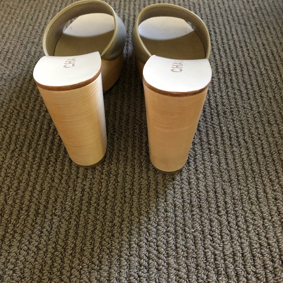 Chanel chunky heel mules - Picture 4 of 12